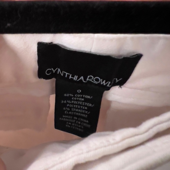 White Capris - Picture 2 of 3